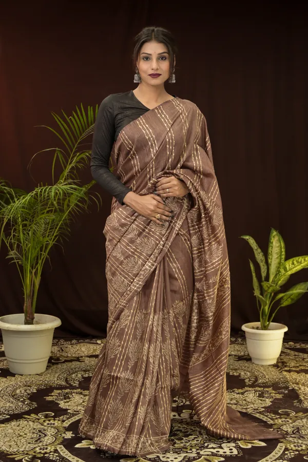 Brown_Hand_Woven_Tussar_Silk_Saree_With_Running_Blouse_For_Women