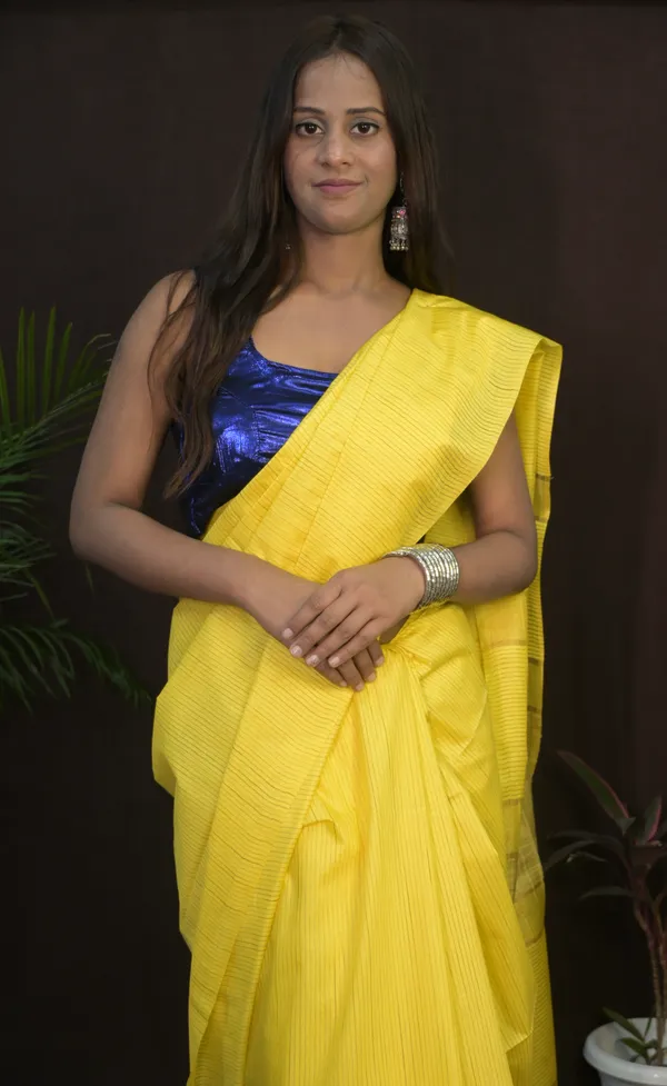 Yellow_Handwoven_Viscose_Silk_Saree_With_Running_Blouse_For_Women