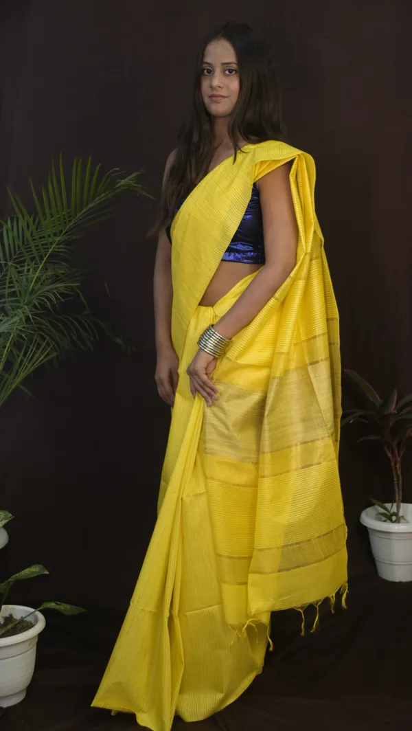 Yellow_Handwoven_Viscose_Silk_Saree_With_Running_Blouse_For_Women