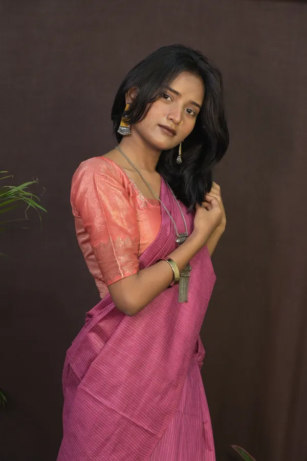 Rani_Pink_Handwoven_Viscose_Silk_Saree_With_Running_Blouse_For_Women