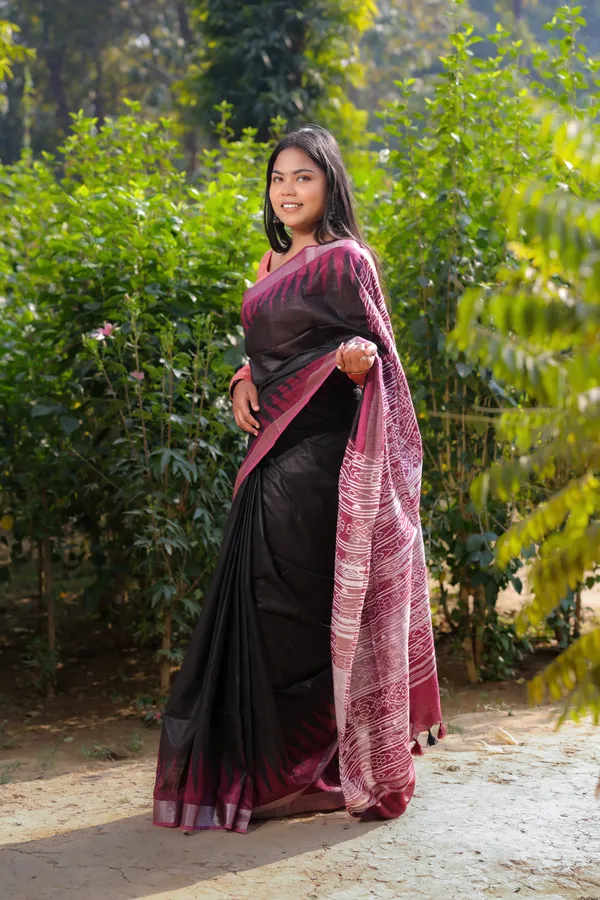 Multicolor_Printed_Madhubani_Temple_Design_Cotton_Linen_Saree_For_Women