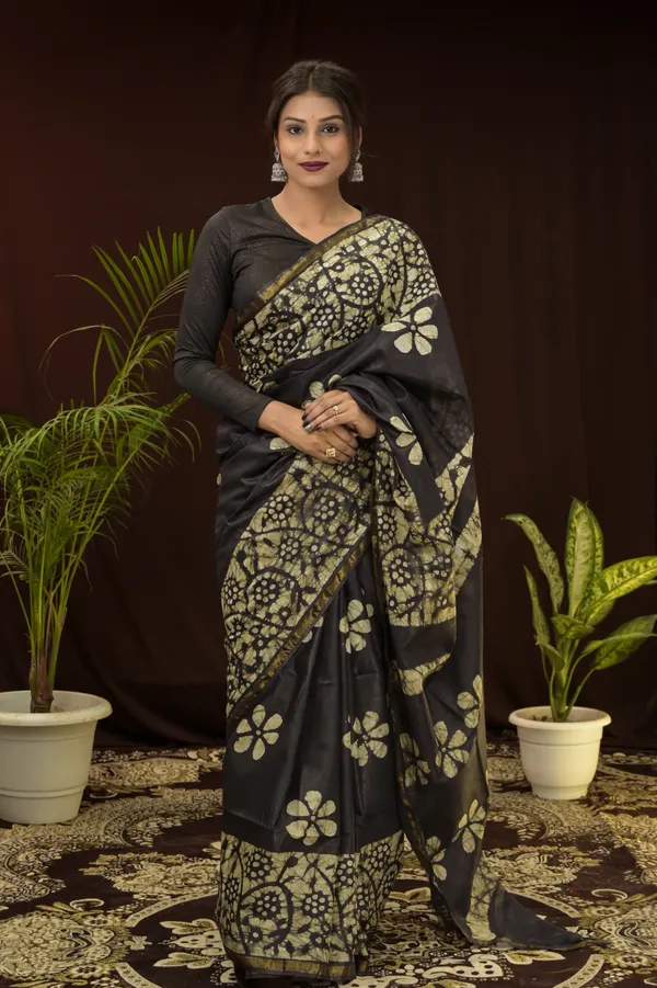 Black_Woven_Hand_Batik_Cotton_Silk_Saree_With_Running_Blouse_For_Women