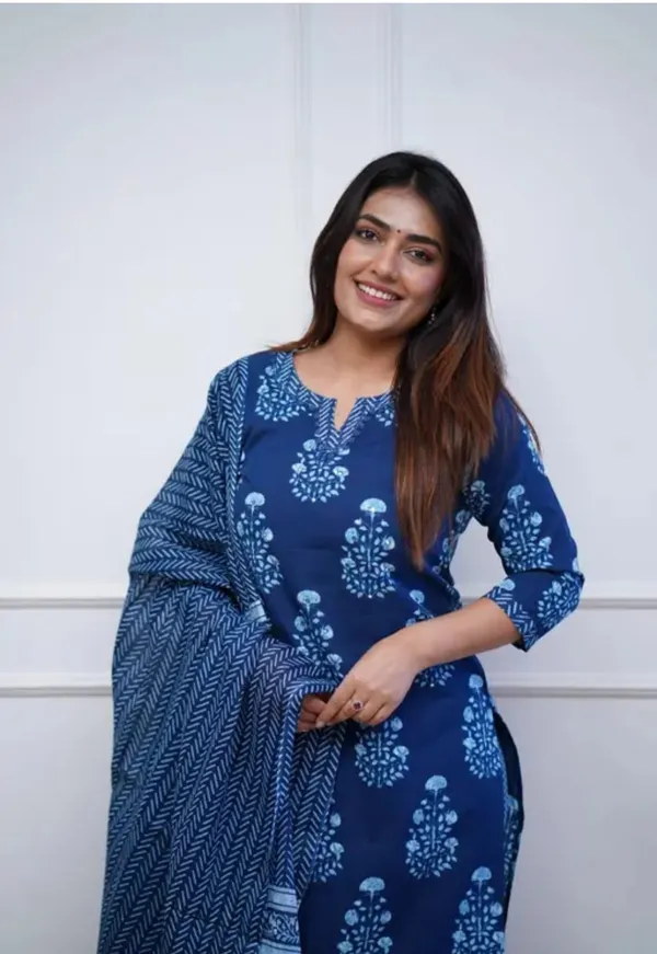 Anarkali_Kurta_Set_With_Angrakha_Style_For_Women(Blue)
