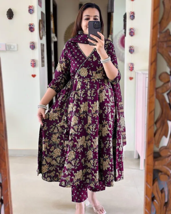 Angrakha_Style_Anarkali_Kurta_Set_with_Dupatta_Set_For_Women's_And_Girls