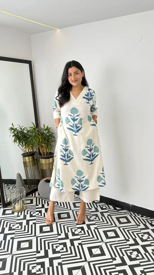 Beautiful_Printed_Cotton_Cord_Set__Cream_Base_Flower_Print__With_Side_Pocket