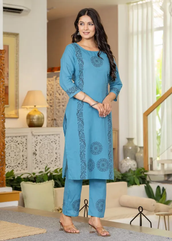 Floral_Printed_Round_Neck_Pure_Cotton_Block_Print_Kurta_With_Trousers