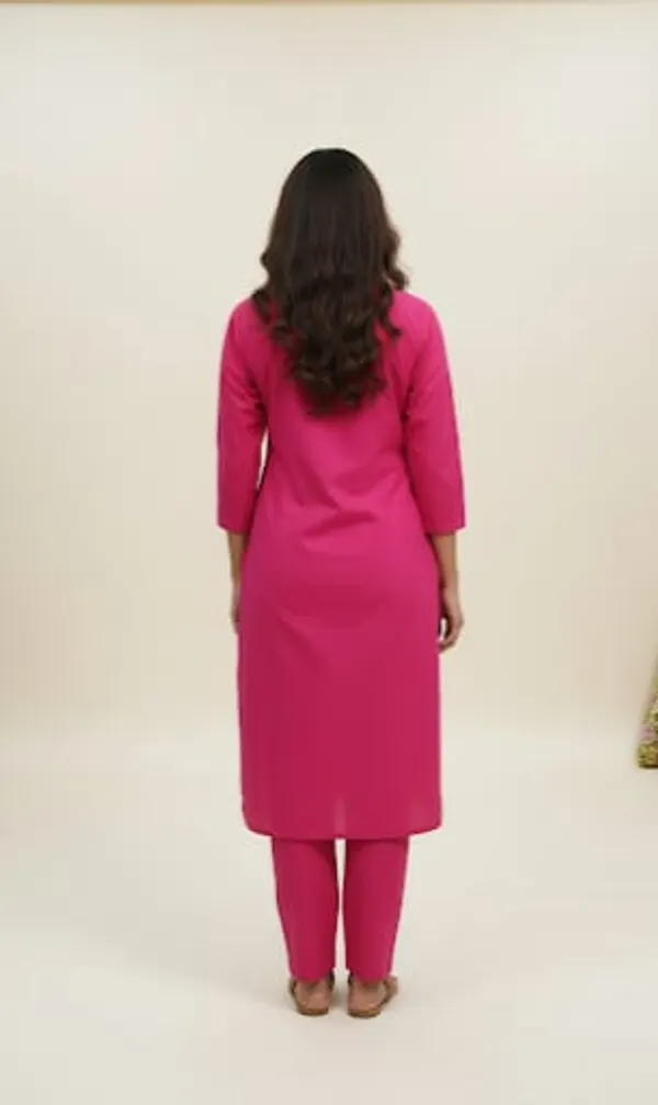 Fuchsia_Geometric_Embroidered_Kurta_Set_For_Women's