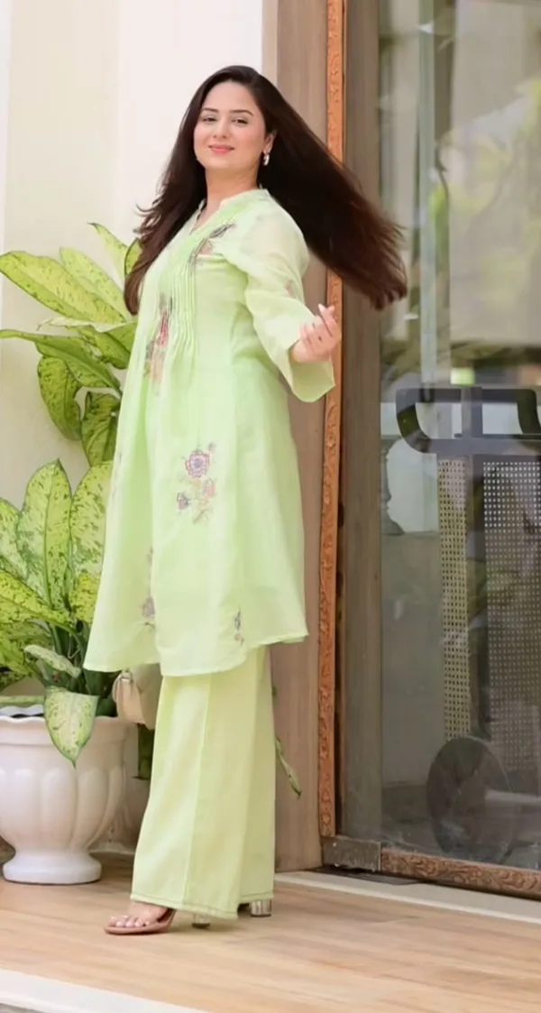 Green_Embroidered_Print_Work_Cotton_Co-Ord_Set
