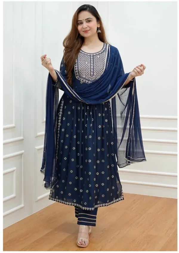 Nayra_Cut_Women_Attractive_Kurti_Set_(_blue)