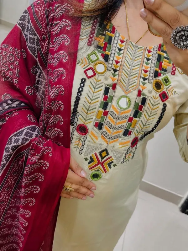 New_Anarkali_Style_Kurta_Pant_With_Dupatta_Set_For_Women's_&_Girls