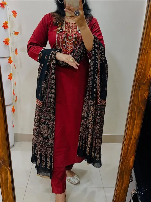 New_Anarkali_Style_Kurta_Pant_With_Dupatta_Set_For_Women's_&_Girls