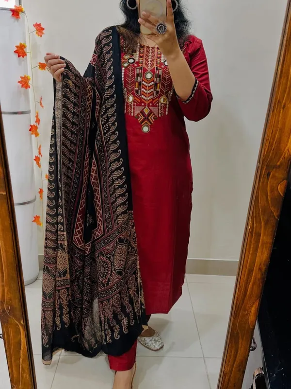 New_Anarkali_Style_Kurta_Pant_With_Dupatta_Set_For_Women's_&_Girls