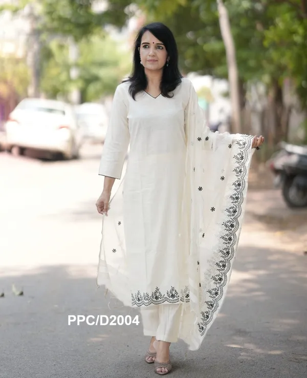 Off_White_Pure_Cotton_Embroidery_Kurta_Set_For_Women's