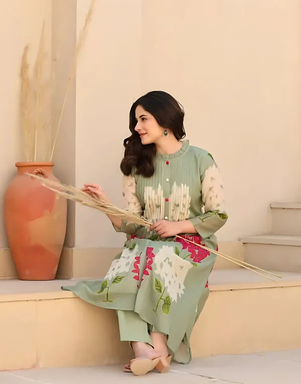 Pastel_Green_Floral_Printed_Cotton_Kurti_Set_For_Women's