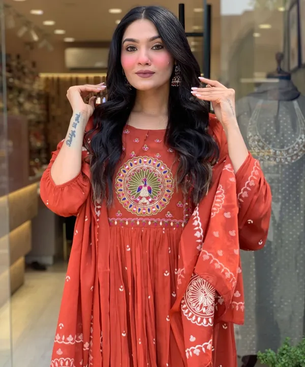 Women_Anarkali_Printed_Pure_Cotton_Kurta_Pant_With_Dupatta_Set_For_Women's