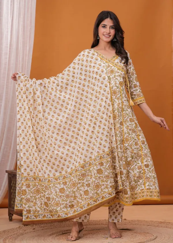 Women_Floral_Printed_Cotton_Kurta_with_Trouser_&_Dupatta