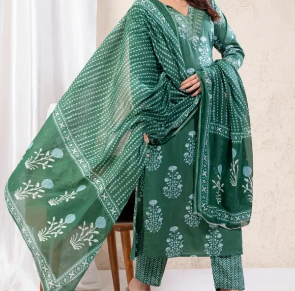Women_Floral_Printed_Pleated_Sequinned_Pure_Cotton_Kurta_with_Sharara_&_Dupatta_Set