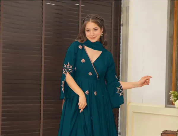 Women's_Pure_Cotton_Embroidered_Anarkali_Kurta_with_Pant_&_Dupatta_Set