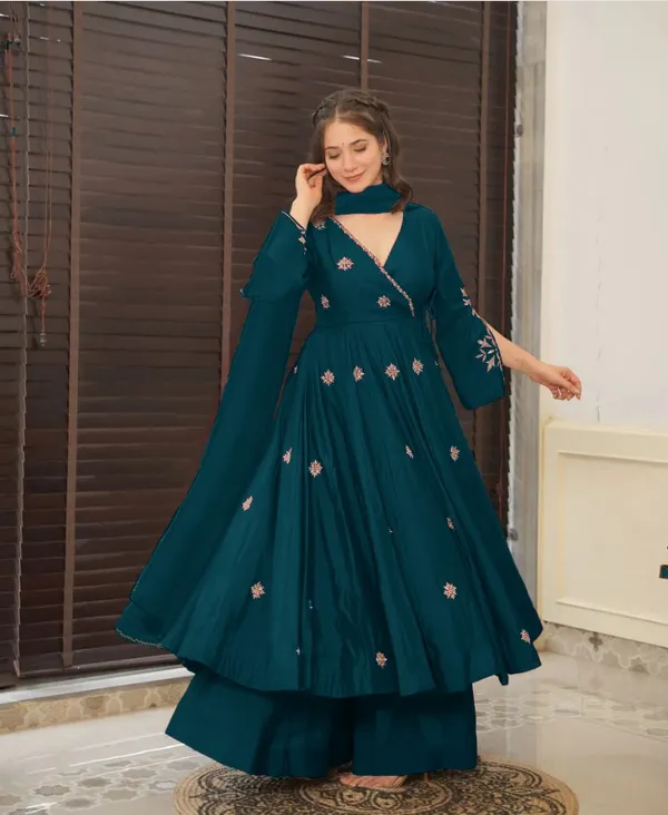 Women's_Pure_Cotton_Embroidered_Anarkali_Kurta_with_Pant_&_Dupatta_Set