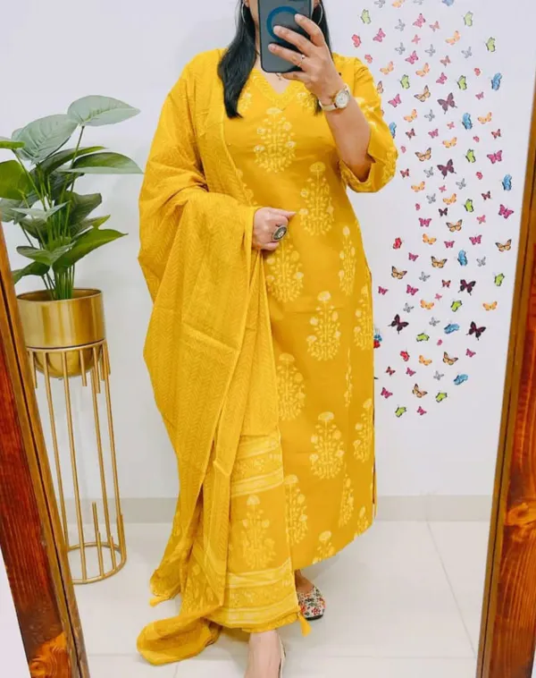 Yellow_Mughal_Printed_Cotton_Kurta_Set_For_Women'S_&_Girls