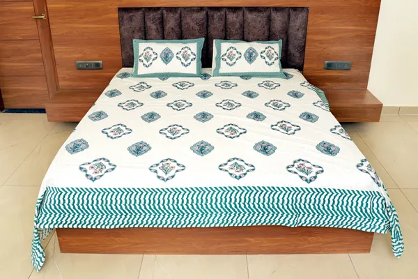 Multicolor_Cotton_Hand_Block_Printed_Floral_Bedsheet_300TC_(_90_X_108_)_Inch)