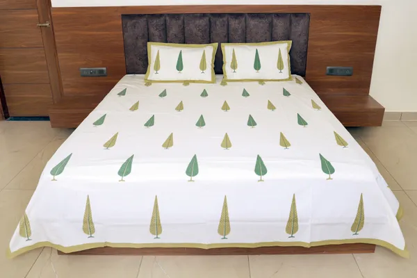 Multicolor_Cotton_Hand_Block_Printed_Leaves_Bedsheet_300TC_(_108_X_108_)_Inch)