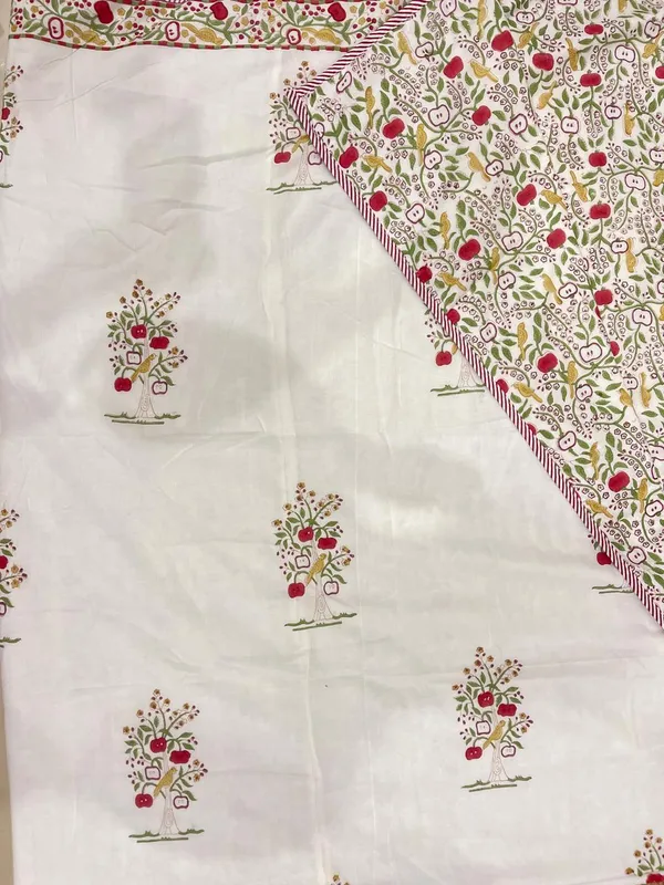 White_Floral_Cotton_Hand_Block_Printed_Leaves_Dohar_(Queen_Size_and_Single)