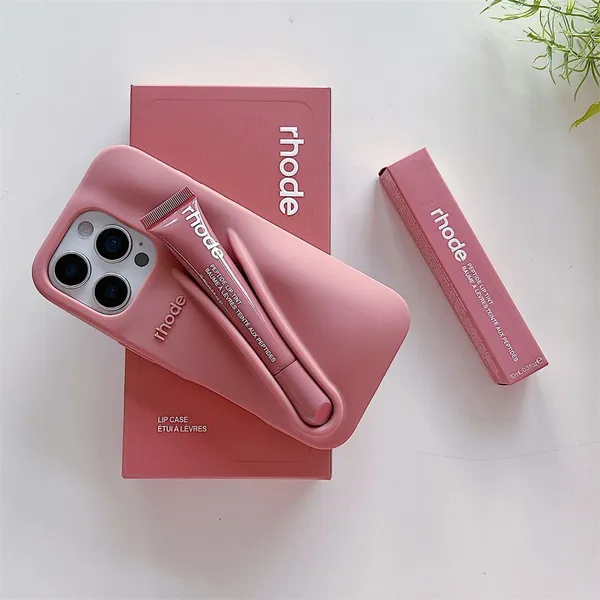 Clothemyphone_iPhone_Silicone_Phone_Cover_With_Built-In_Lip_Tint_Holder