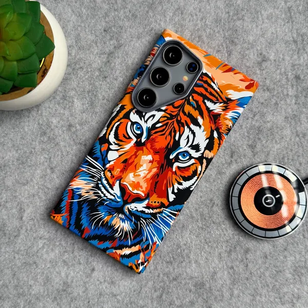Carbon_Fiber_Premium_Texture_Tiger_Lion_Design_Hard_Pc_MagSafe_Case_Cover