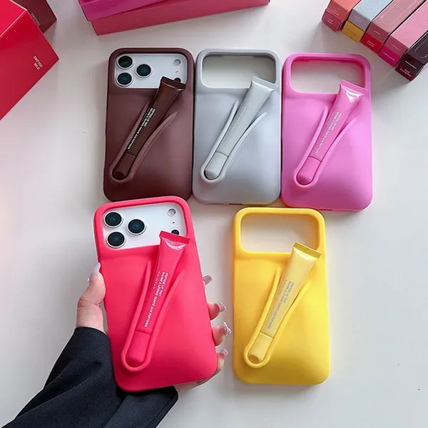 Clothemyphone_Case_Compatible_with_iPhone_17_Case_with_Lip_Gloss_Holder,_Include_1_Liptint,_Silicone_Trendy_Aesthetic_Phone_Cover_for_Girls_&_Women