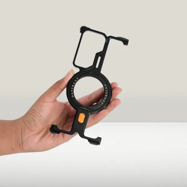 Galaxy_Fold_7_Metal_Frameless_Bumper_Case_With_Rotating_Stand