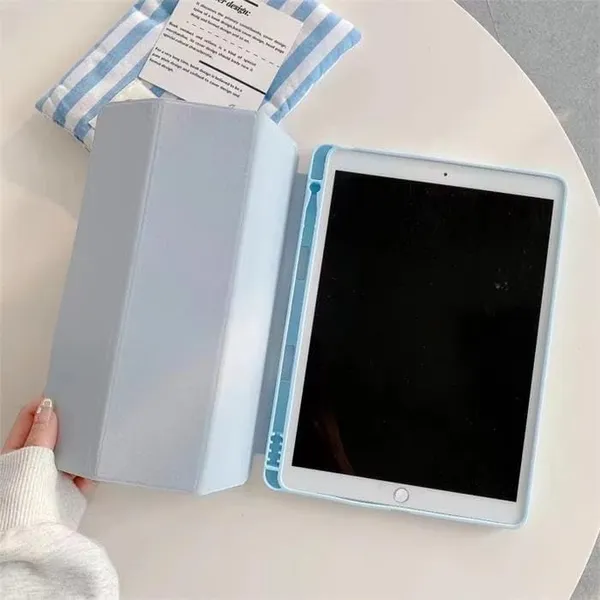 Clothemyphone_Protective_Case_Compatible_with_iPad_9.7_inch_(6th_Gen_2018/5th_Gen_2017),_Cute_Bear_Design_Flip_Cover_with_Auto_Sleep/Wake,_Dual_Angle_Stand_Support_-_Minni_Mouse