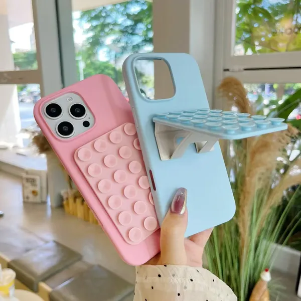 Clothemyphone_Cute_tective_Phone_Case_for_iPhone__Soft_Silicone_Case_with_Suction_Cup_Stand