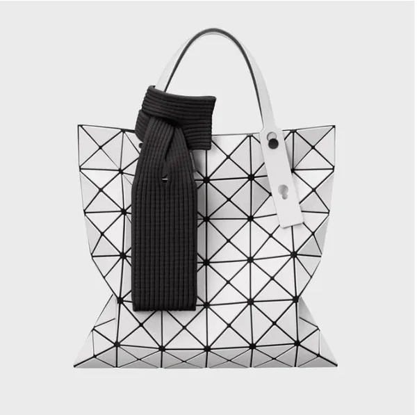 Ribbed_Phone_Pocket_Sling,_Colorful_Crossbody_Phone_Holder,_80_cm_Long,_Compatible_with_All_Models_(Black)