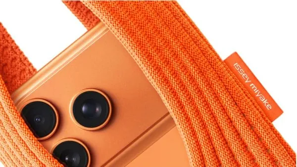 Ribbed_Phone_Pocket_Sling,_Colorful_Crossbody_Phone_Holder,_80_cm_Long,_Compatible_with_All_Models_(Orange)