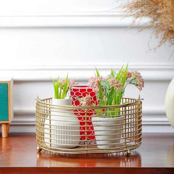 Gold_Plated_Round_Metal_Decorative_Wire_Basket_With_Handle_(25D_X_25W_X_11.5H_Cm)