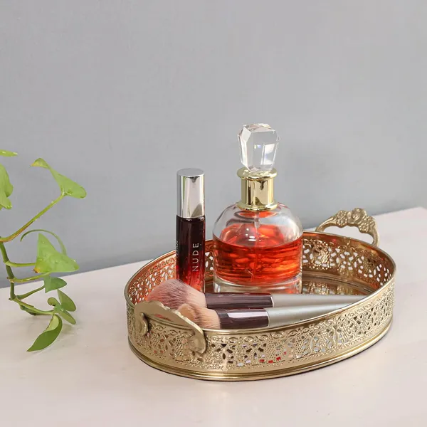 Gold_Plated_Oval_Glass_Mirror_Serving_Tray_With_Handmade_Handles_(26L_X_17W_X_6H_Cm)