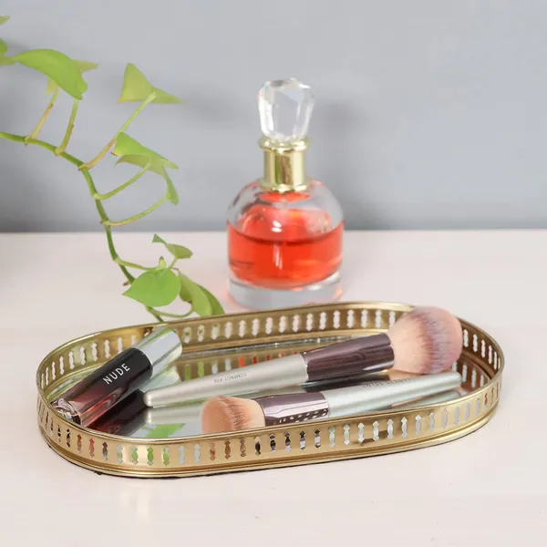 Gold_Plated_Oval_Glass_Mirror_Serving_Tray_(28L_X_16W_X_5H_Cm)