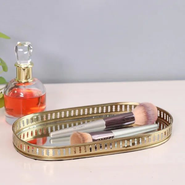 Gold_Plated_Oval_Glass_Mirror_Serving_Tray_(28L_X_16W_X_5H_Cm)