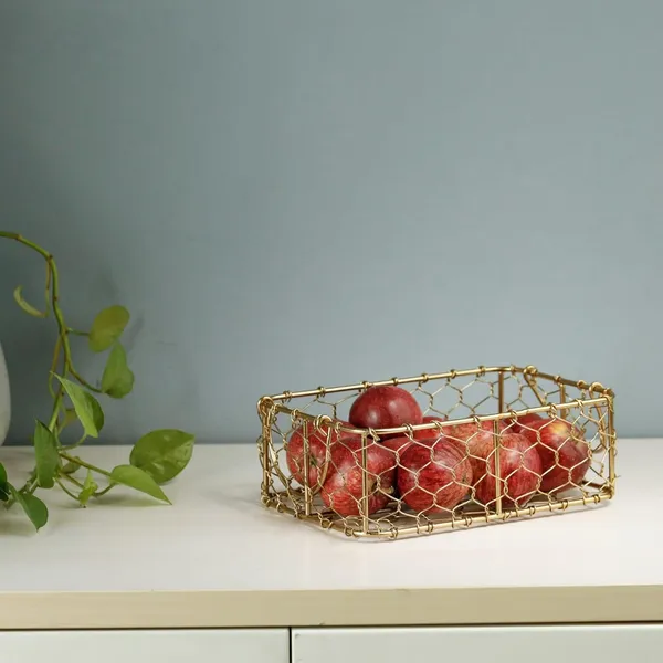 Golden_Multipurpose_Nested_Metal_Organiser_Baskets_With_Handles_(25D_X_18W_X_9H_Cm)