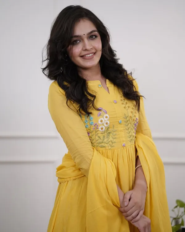 Beautiful_Cotton_Anarkali_For_Women_And_Girls