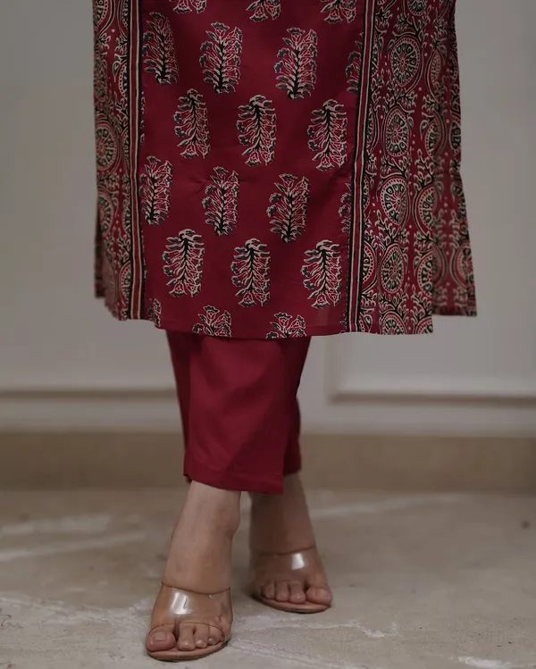 Cotton_Kurti_&_Pant_Dupatta_For_Women