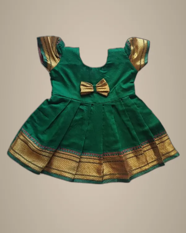 Green_Acrylic_Cotton_Premium_&_Elegant_Frock_For_Girls