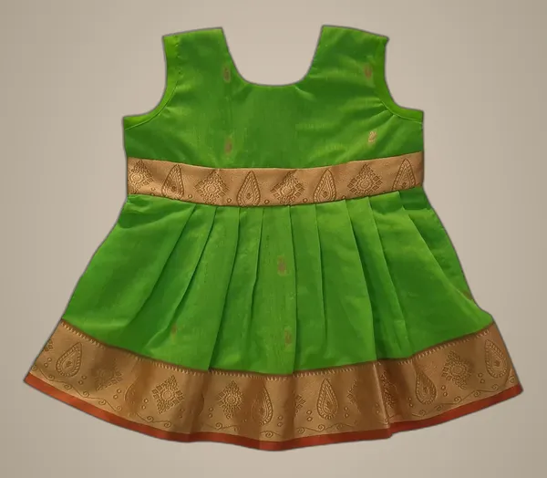 Parrot_Green_Cotton_Silk_Premium_&_Elegant_Frock_For_Girls
