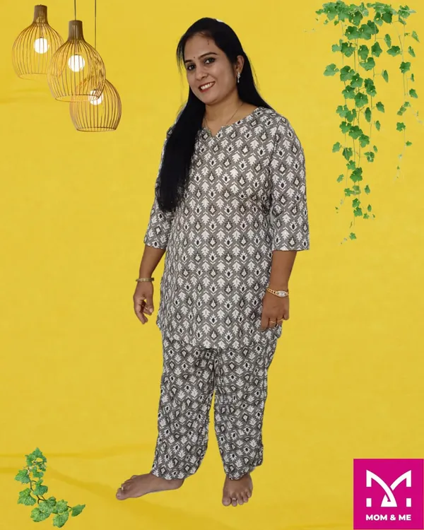 Gray_Cotton_Premium_&_Elegant_Kurta_&_Pyjama_Co-Ord_Set_For_Women