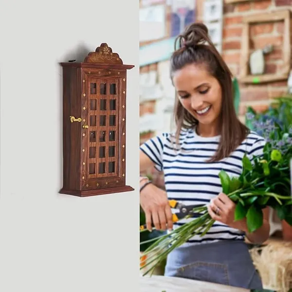 Brown_Wooden_Wall_Key_Holder_With_6_Key_Hooks_Decorative_Wall_Mounted_Key_Hangers_Home_Decor_For_Entryway_Hallway_Office