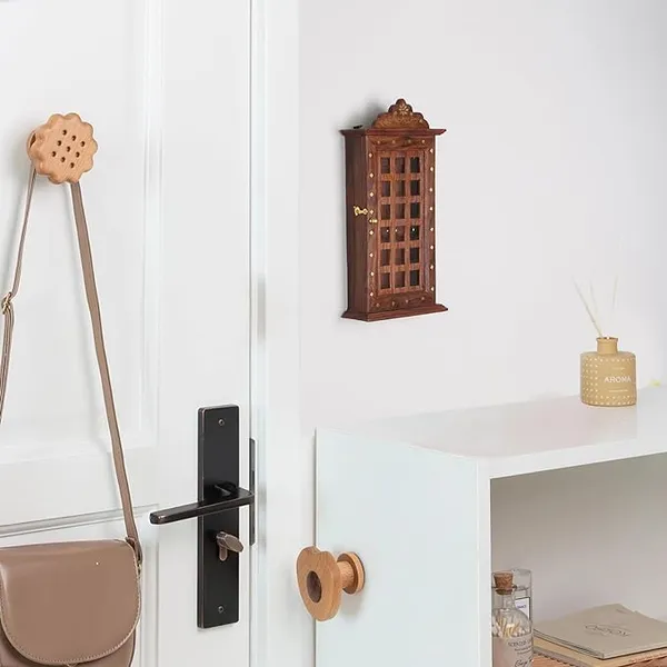 Brown_Wooden_Wall_Key_Holder_With_6_Key_Hooks_Decorative_Wall_Mounted_Key_Hangers_Home_Decor_For_Entryway_Hallway_Office