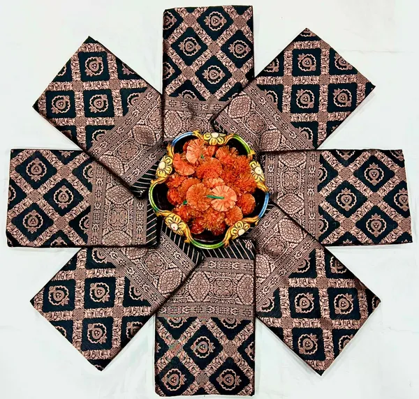 Dark_Brown_Stylish_Soft_Lichi_Silk_Saree_With_Rich_Pallu_Slab_Weaving_Work_All_Over_Body_With_Unstitched_Blouse_Piece_For_Women