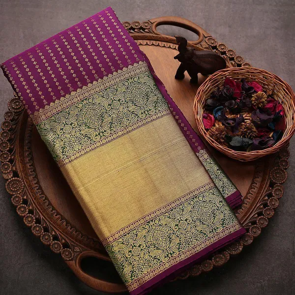 Purple_Woven_Soft_Lichi_Banarasi_Pure_Silk_Saree_With_Unstitching_Blouse_Piece_For_Women