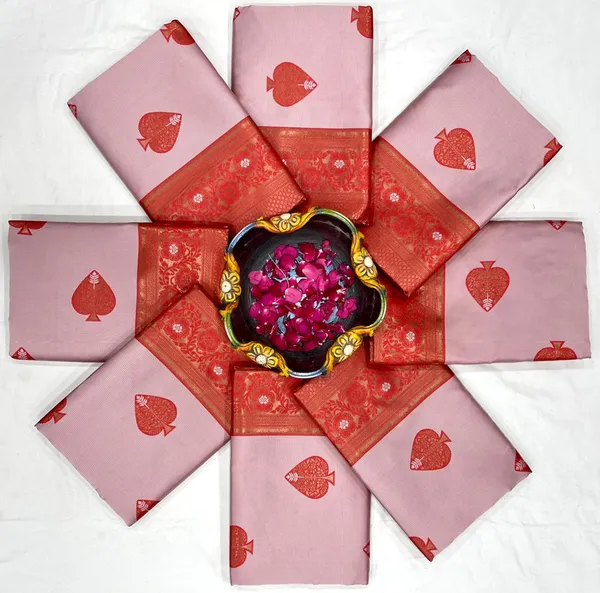 Pink_Woven_Kanjivaram_Soft_Lichi_Silk_Saree_With_Unstitched_Blouse_Piece_For_Women